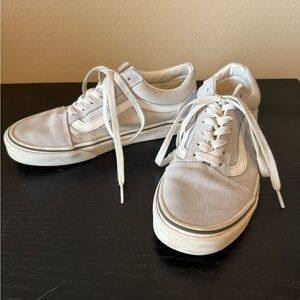 Vans Old Skool Sneakers (Women’s)- Size 6.5